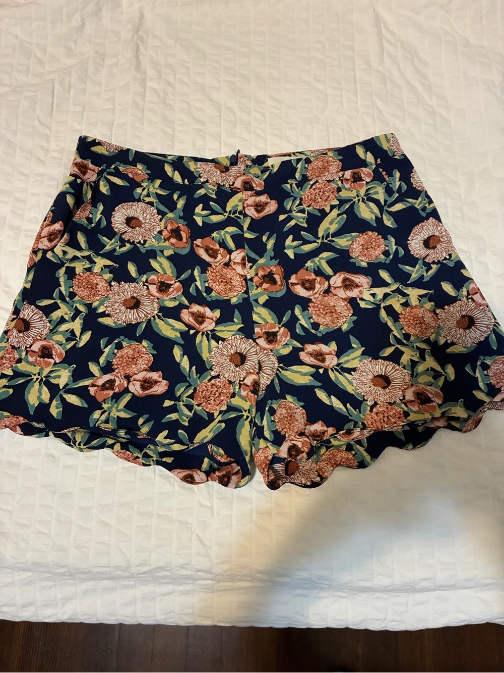 june & hudson Navy Floral Scallop Hem High Waist Shorts